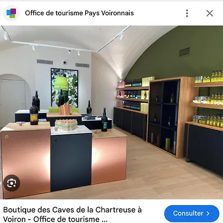 Dans Maison Privée *