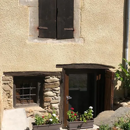 Dans Maison Privée Сasa de vacaciones Apprieu