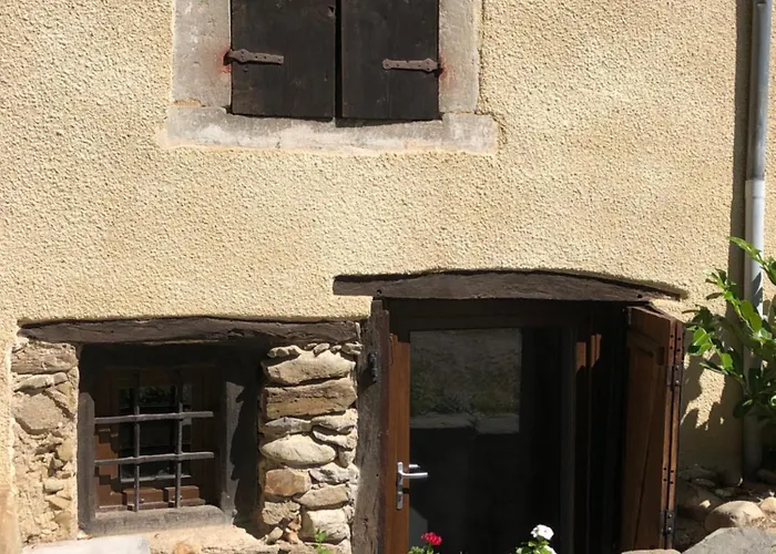 Dans Maison Privee بيت للعطل Apprieu